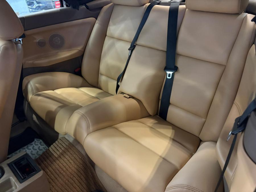 325i Convertible - Image 8